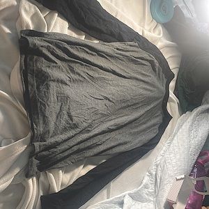 Long sleeve George women’s/men’s shirt. Grey and black